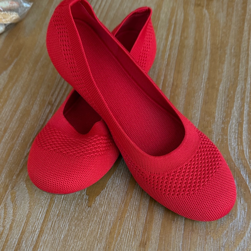 Red Women's Ballet Flats